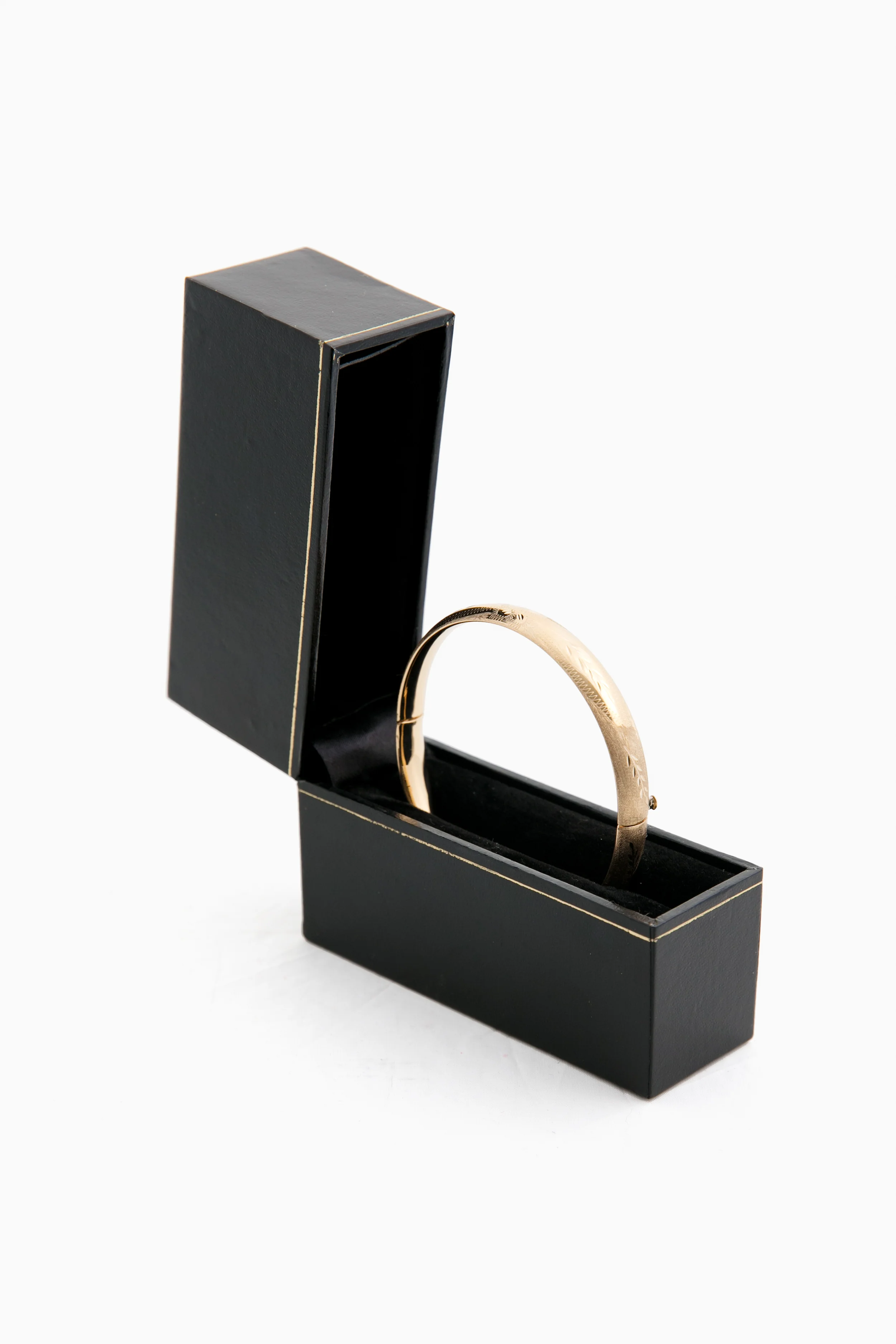 14k Yellow Gold Classic Etched Floral Bangle (.53"w) - Image 4