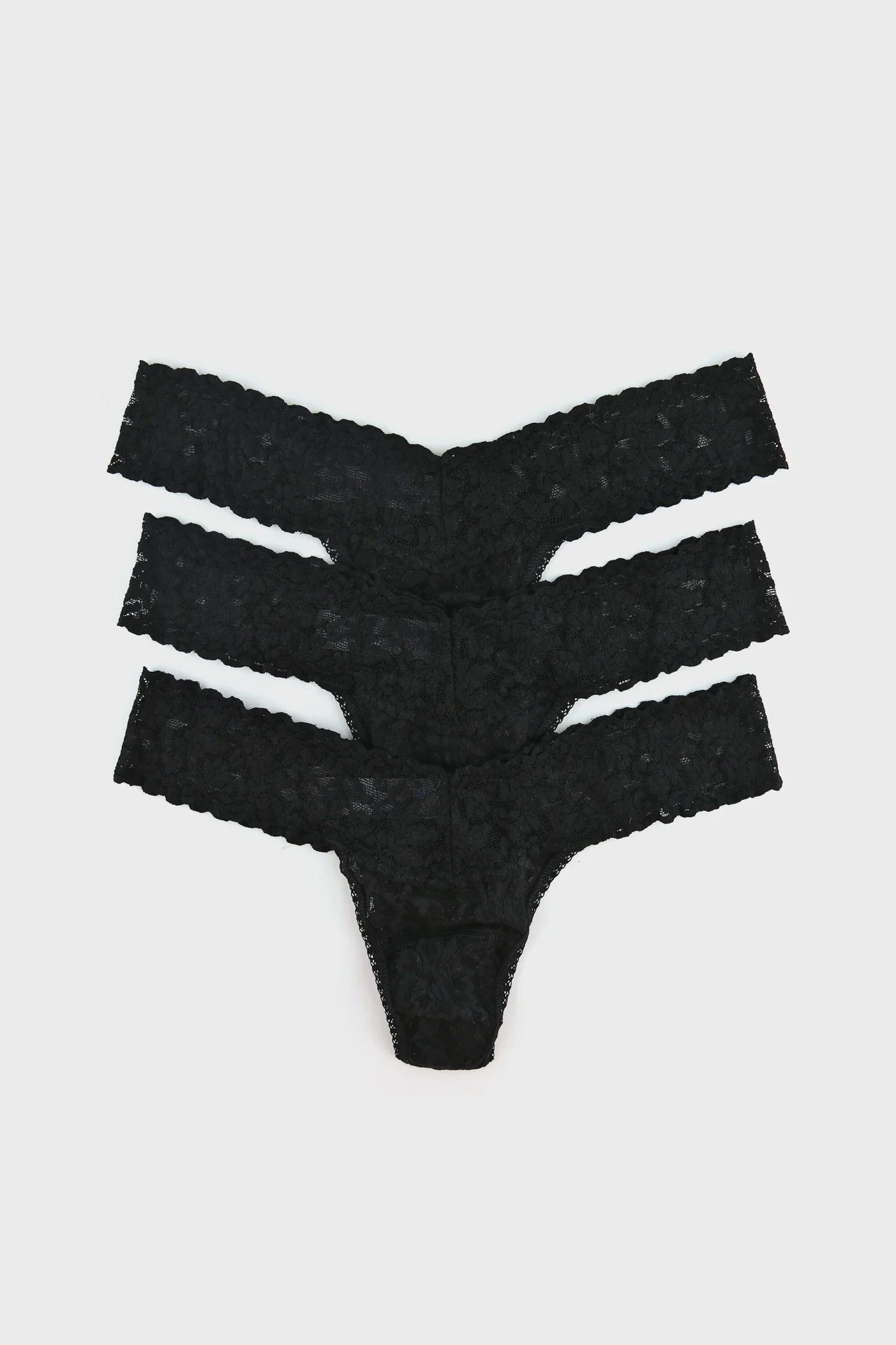 Black Low Rise Thong 3 Pack