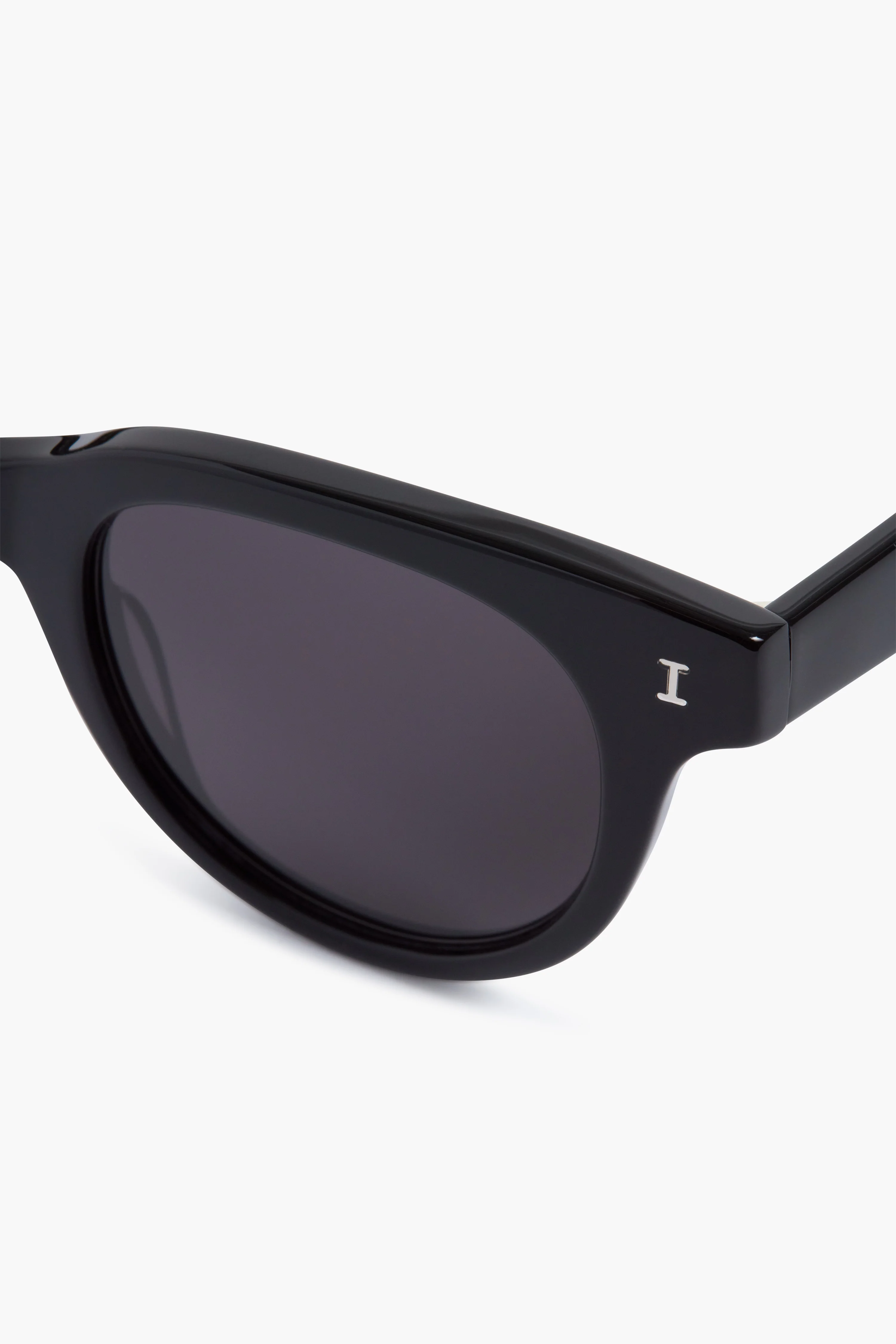 Black Sicilia Sunglasses - Image 5