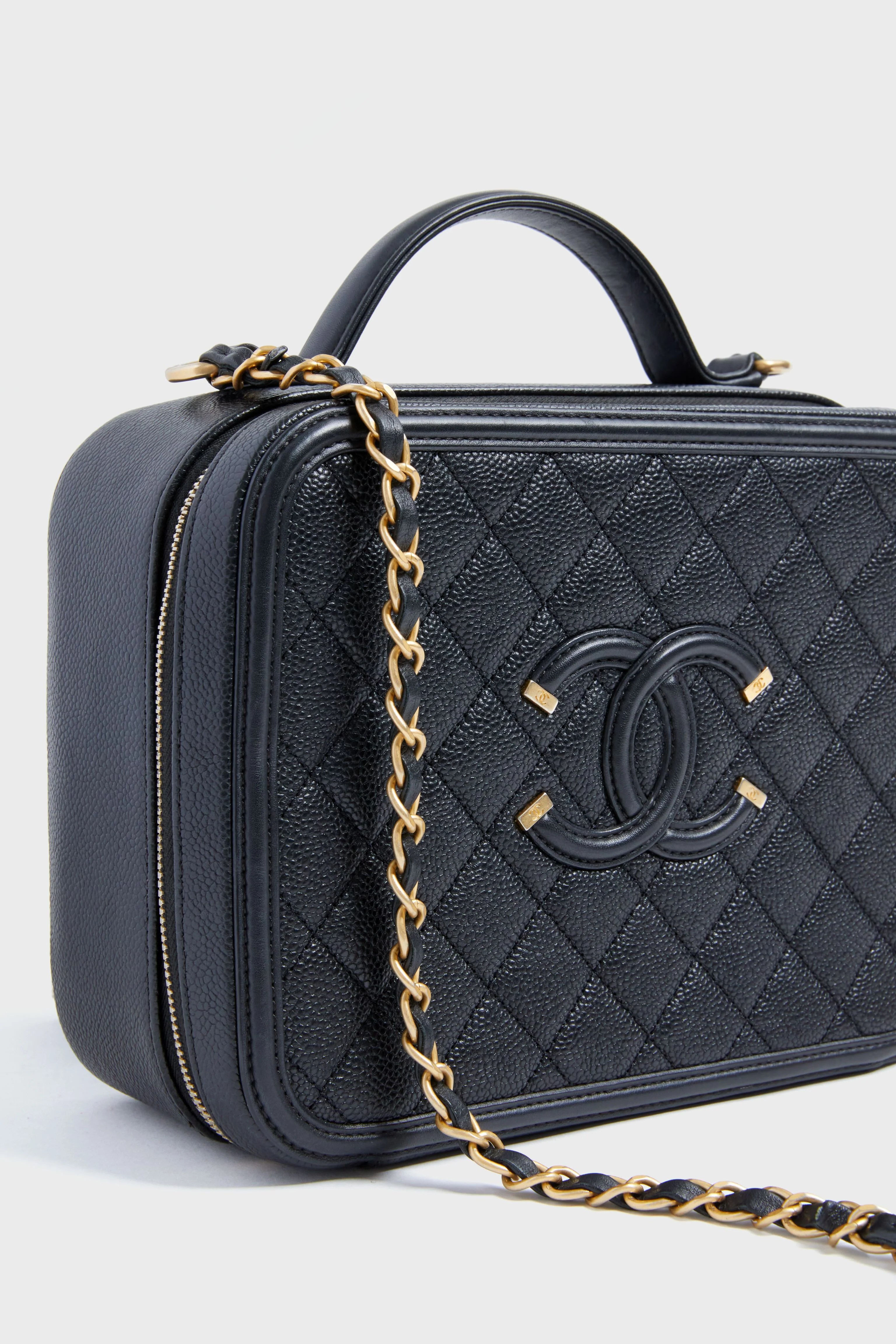 CHANEL Black Large Filigree Quilted Vanity Case - Image 2