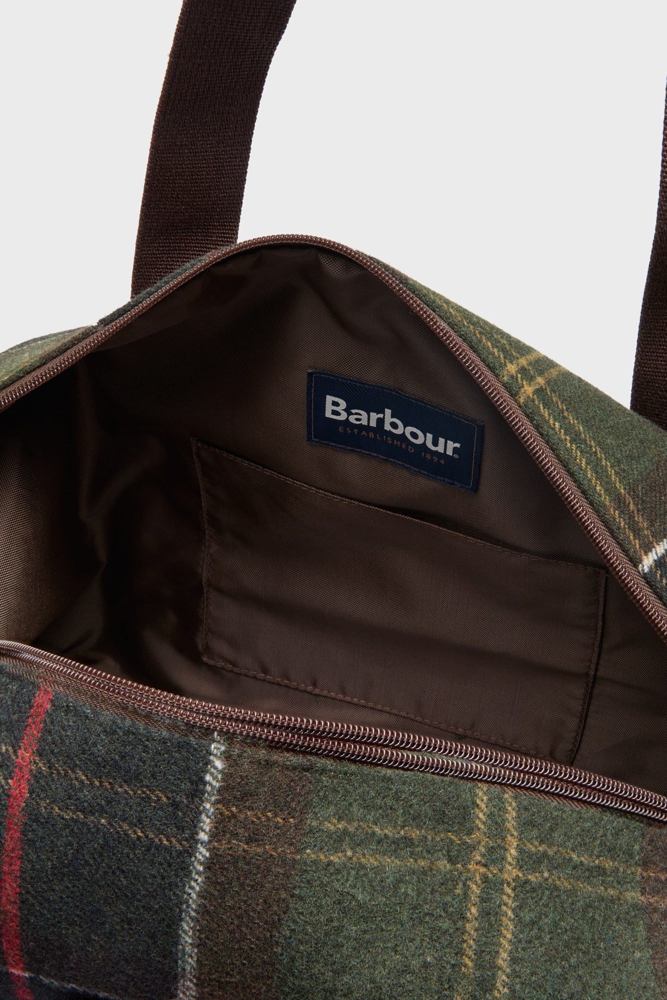 Classic Tartan Cree Holdall - Image 4