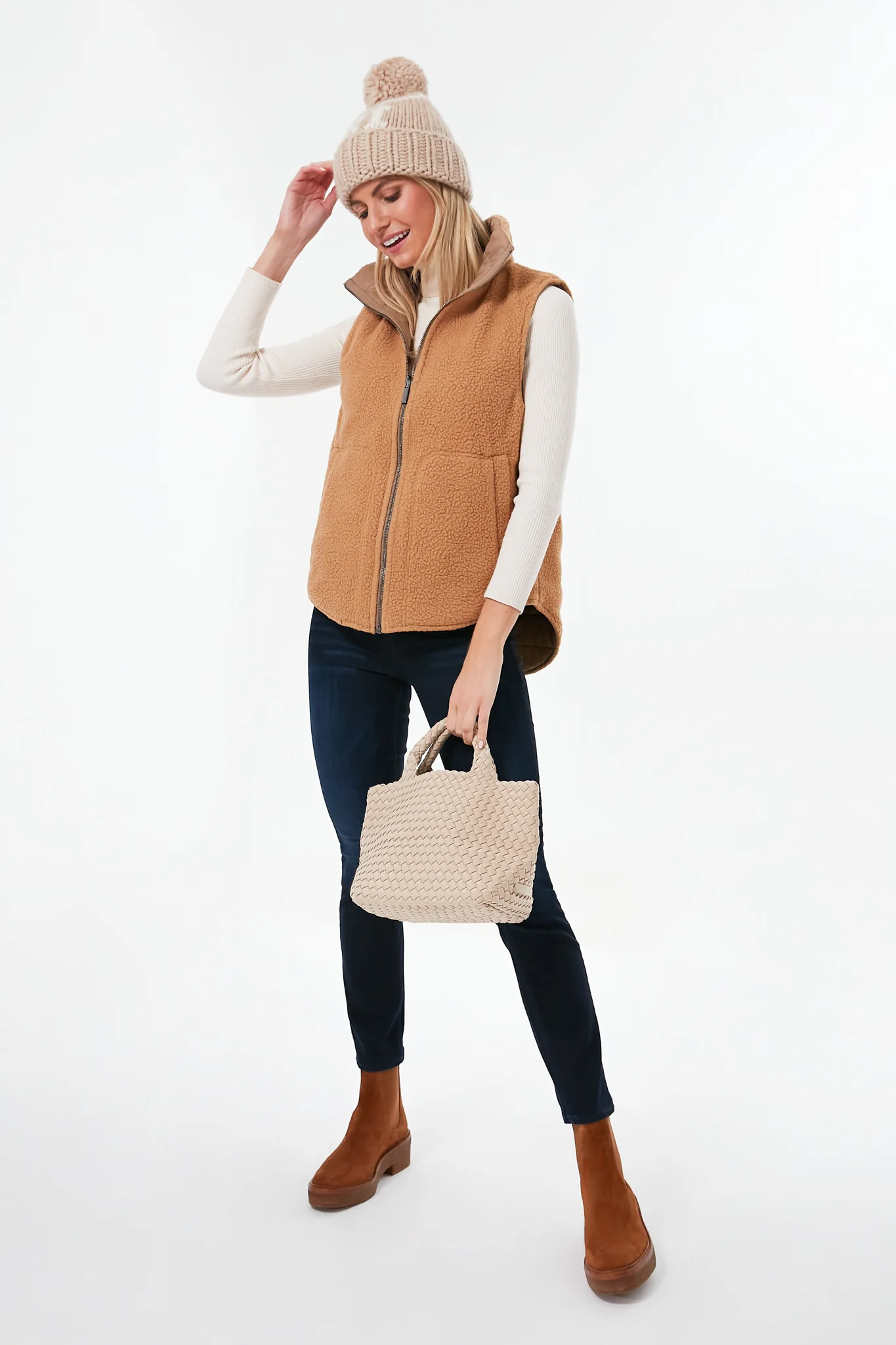 Desert Sand Ellis Reversible Quilt Gilet - Image 2