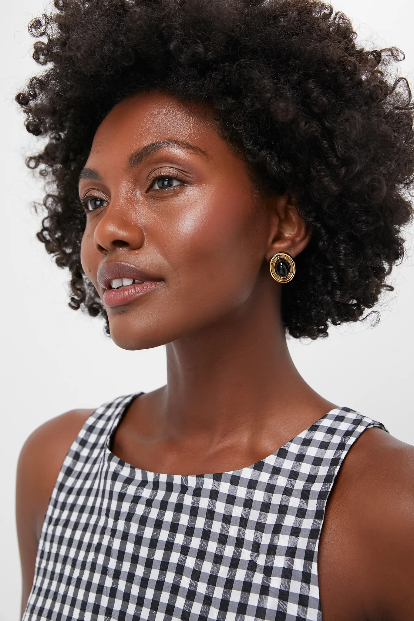 Gold and Black Prize Earrings - Image 3