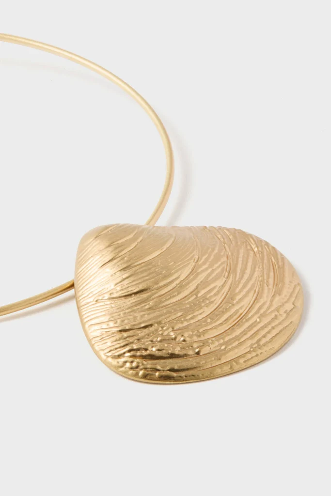 Gold Clam Shell Lillian Necklace - Image 4