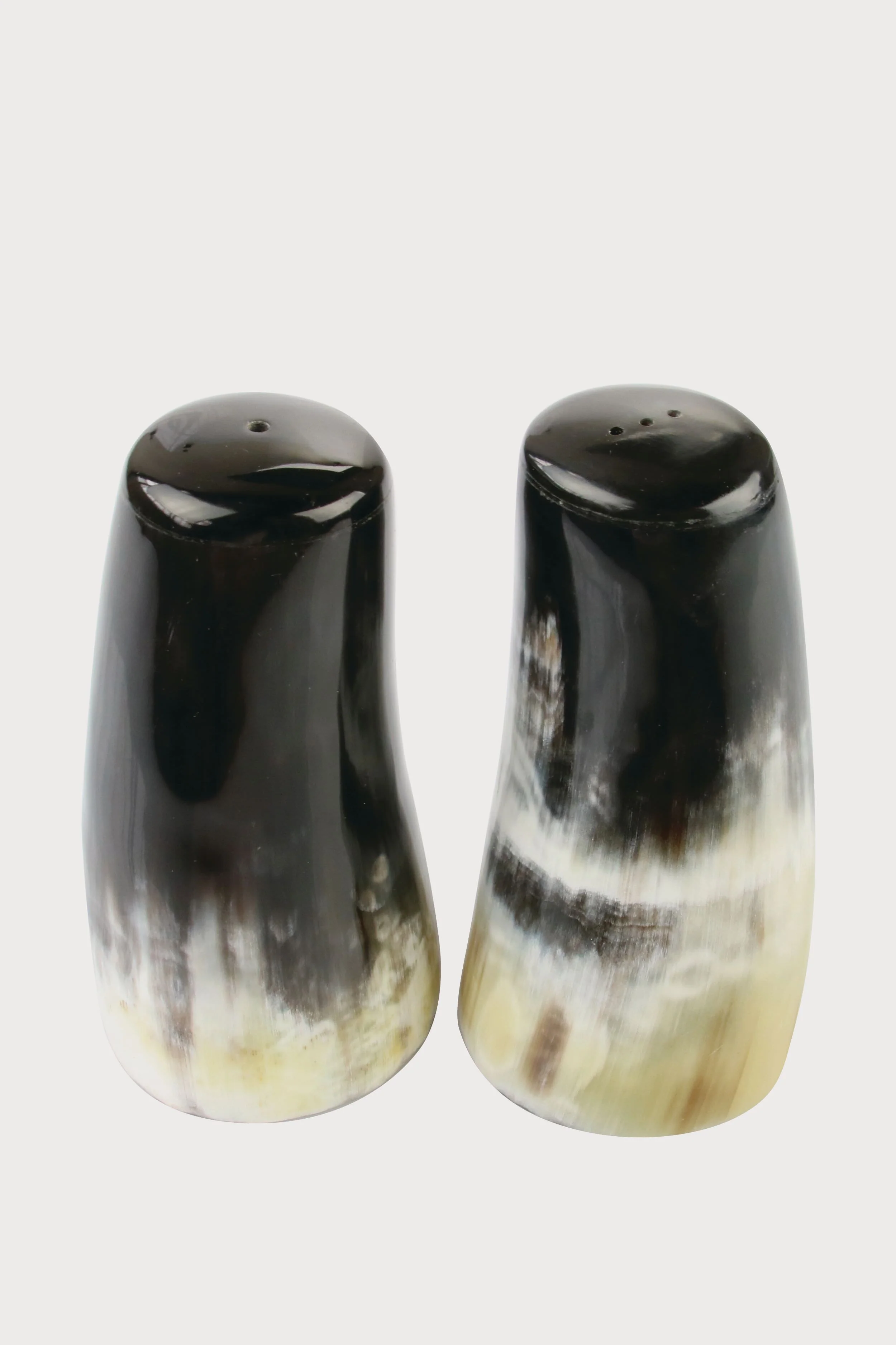Horn Salt & Pepper Set - Image 2