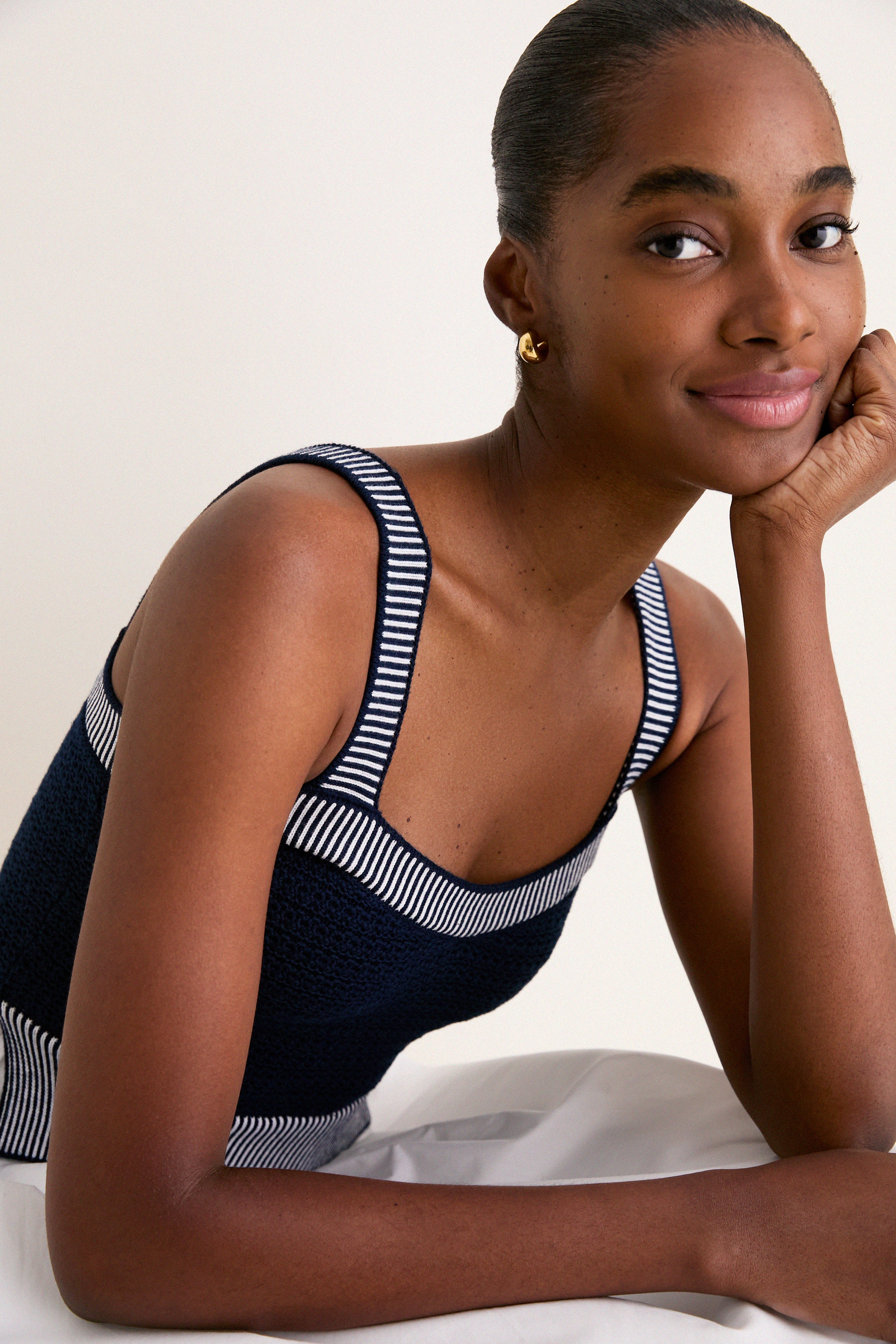 Navy and Off White Knit Top Midi Dress - Image 5
