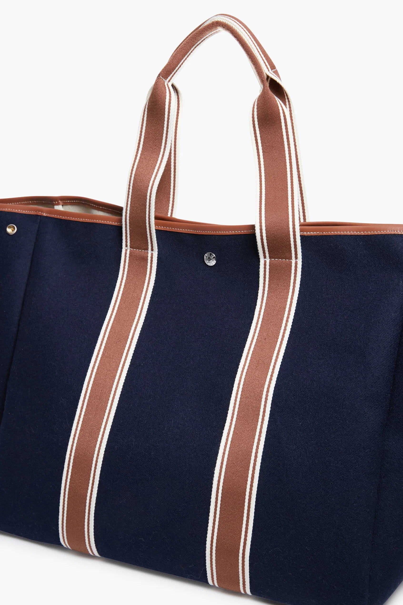 Navy Traversee L Flannel Cruise Tote - Image 8