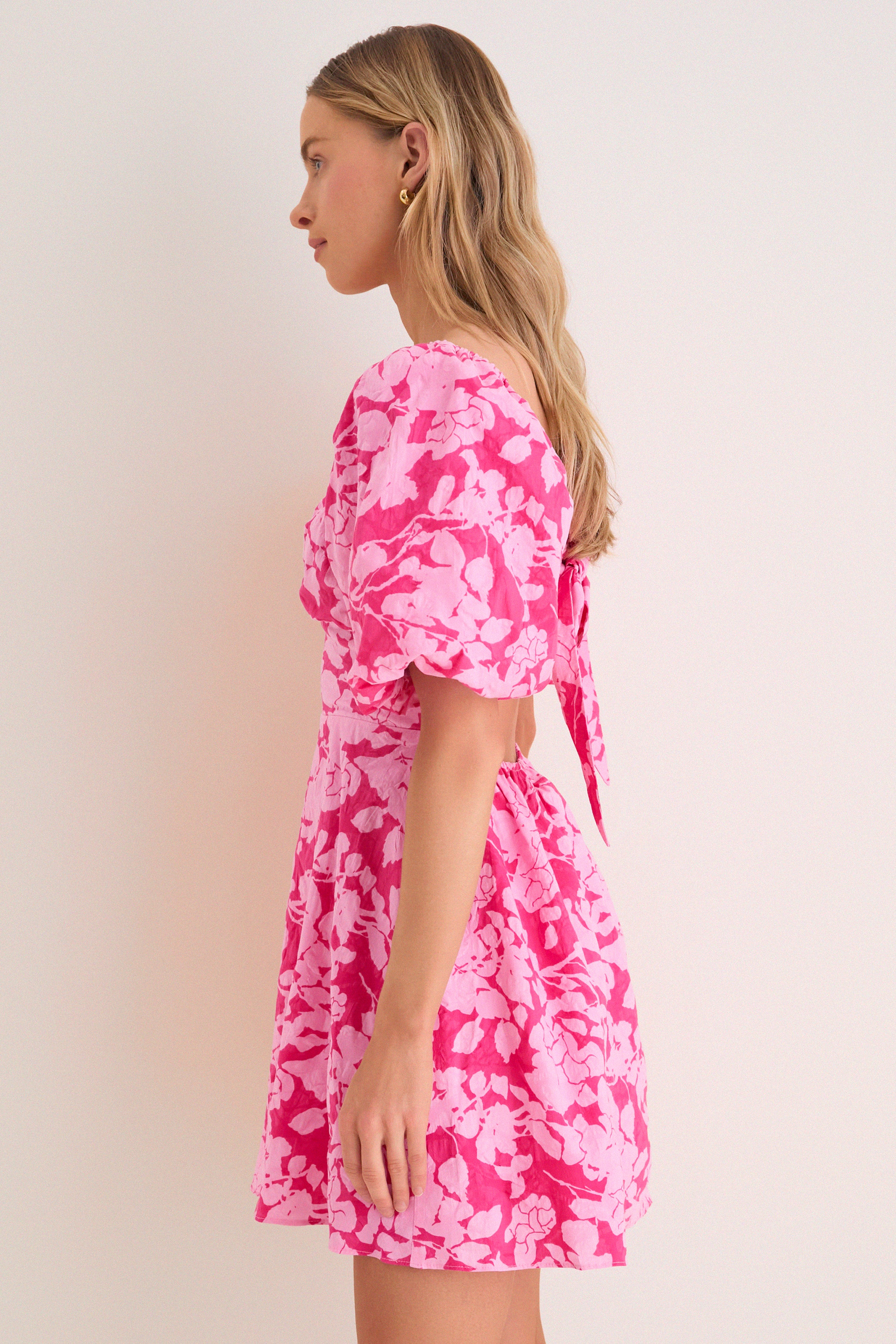 Pink Textured Floral Seaport Mini Dress - Image 4